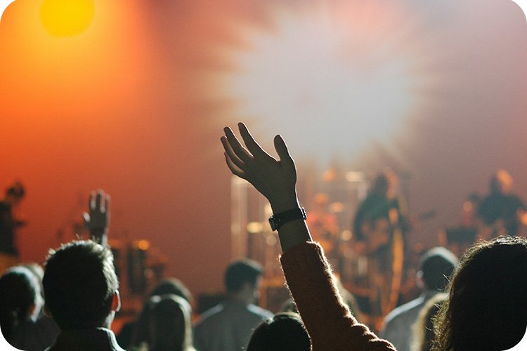 Setor de eventos de cultura e entretenimento atinge maior nível de consumo desde 2019